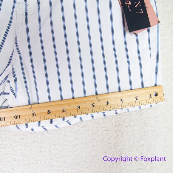 New! Jen 7 by 7 for all mankind shorts white with blue stripes, women size‎ 4 - Picture 5 of 11